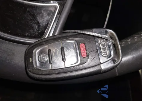 2015 Audi A4 2.0T Premium z USA, uszkodzony, nr VIN WAUFFAFL7FN004054